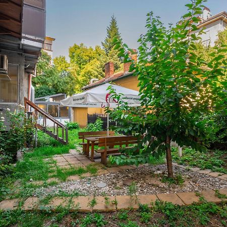 Sofia'S 1Bd Colourful Getaway Near Ndk Apartment Екстериор снимка