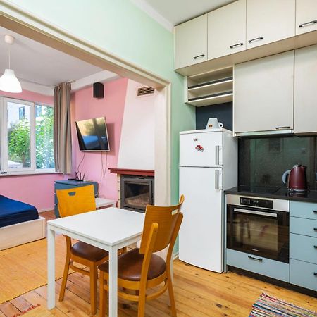 Sofia'S 1Bd Colourful Getaway Near Ndk Apartment Екстериор снимка